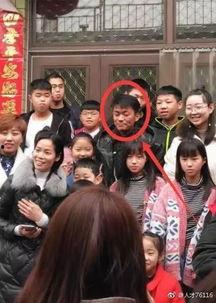 日本明星合影爆料视频,星光熠熠,幕后故事揭秘 第3张 日本明星合影爆料视频,星光熠熠,幕后故事揭秘 第3张